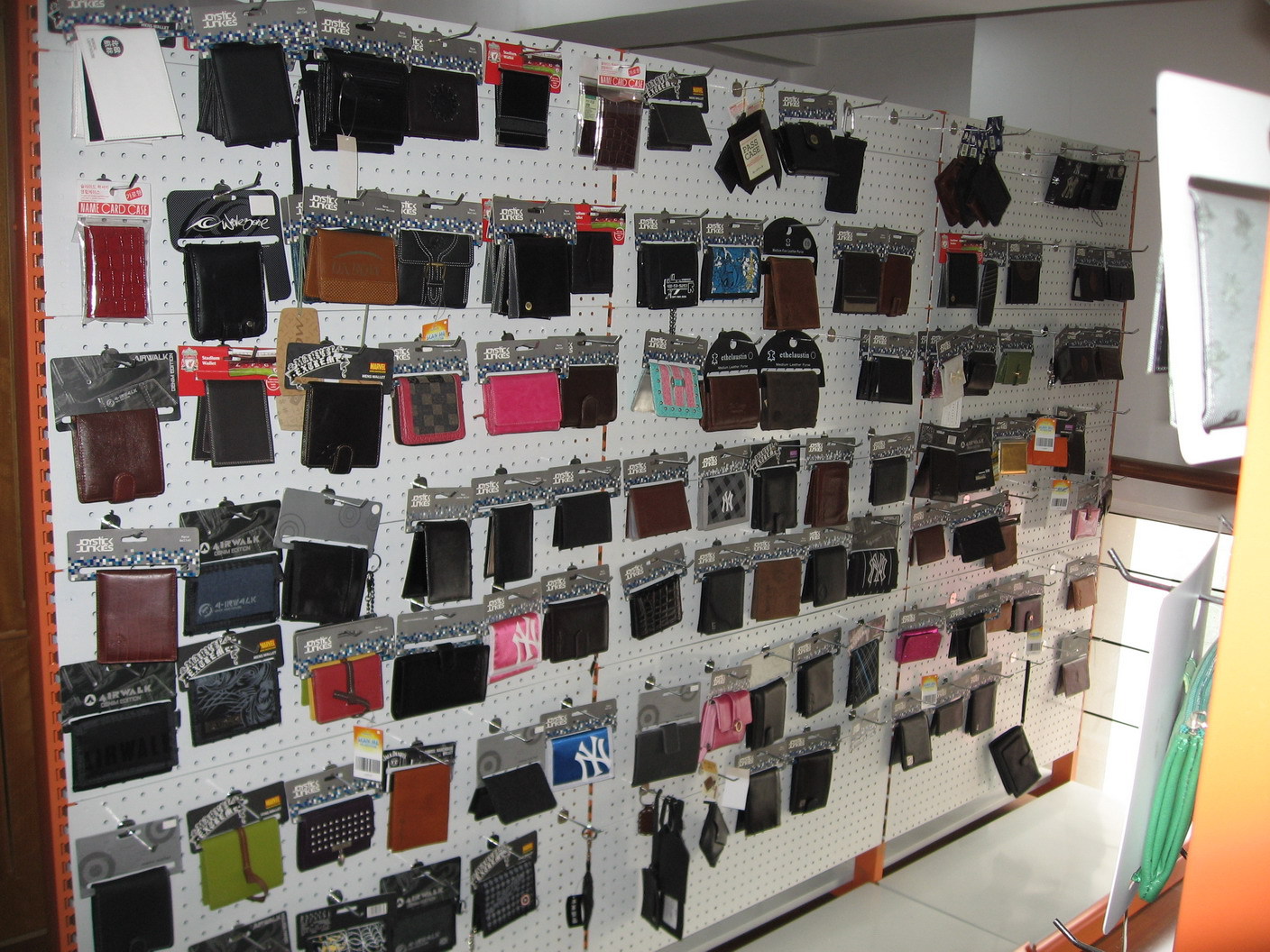 show room 10
